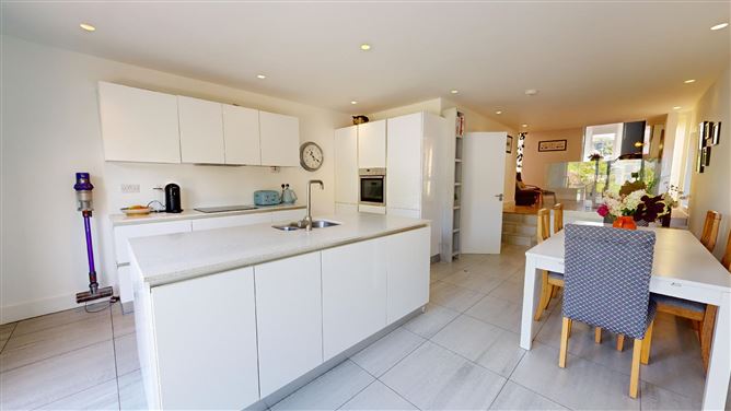 Upper Main Street, Abbeyleix, Laois