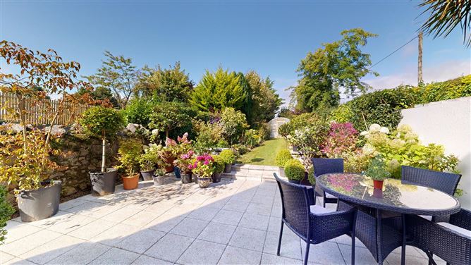 Upper Main Street, Abbeyleix, Laois