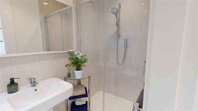 Upper Main Street, Abbeyleix, Laois