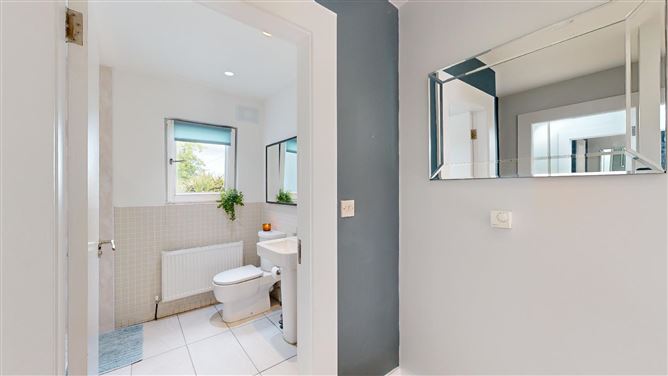 Upper Main Street, Abbeyleix, Laois