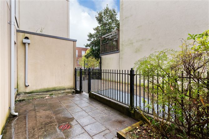 Apt. 2 Clearwater Court South, Royal Canal Park, Ashtown, Dublin 15