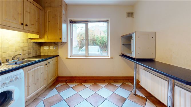 2 Cadogan Court , Fairview, Dublin 3