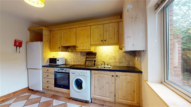 2 Cadogan Court , Fairview, Dublin 3