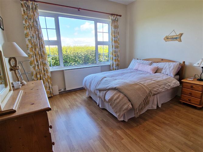 Farrihy, Kilkee, Co. Clare