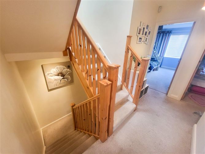 13 Reilean, Roscam, Galway City