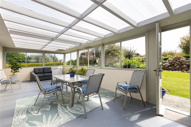 2 Foxes Meadow, Willow Grove, Delgany, Co. Wicklow