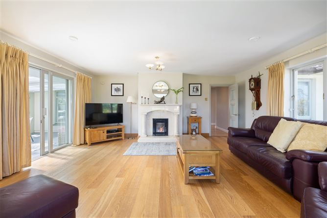 2 Foxes Meadow, Willow Grove, Delgany, Co. Wicklow