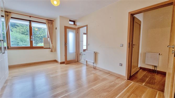 2 Mobhi Mews, Glasnevin,   Dublin 9