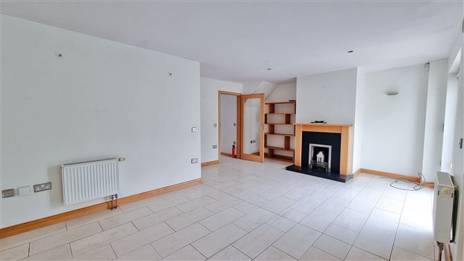 2 Mobhi Mews, Glasnevin,   Dublin 9