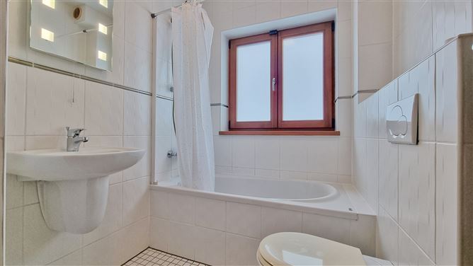 2 Mobhi Mews, Glasnevin,   Dublin 9