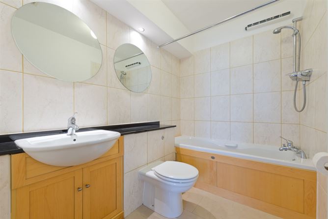 8 Rochfort House, Brennanstown, Cabinteely, Dublin 18