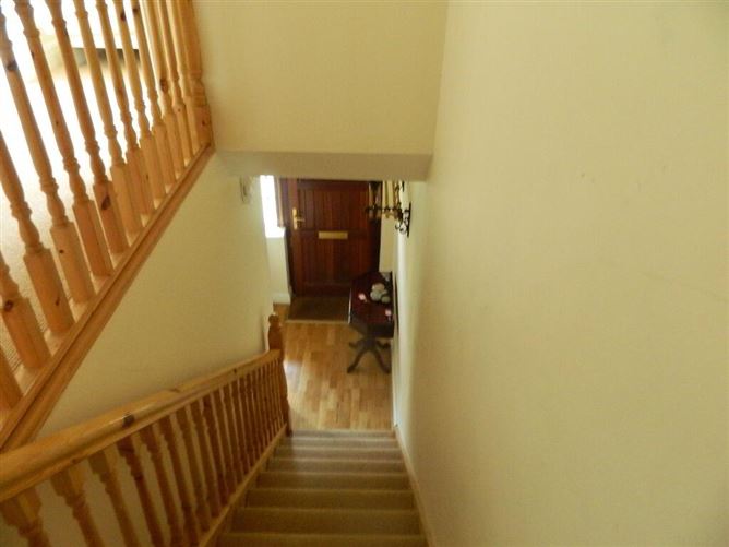 24 Mac Raghnaill Court, Lough Rynn, Mohill, Leitrim, Leitrim
