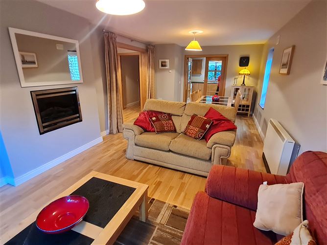 Apartment 2, Block B Shannon Cove, Dromod, Leitrim