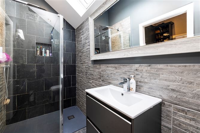 2 Moyola Mews, Lower Churchtown Road, Churchtown, Dublin 14