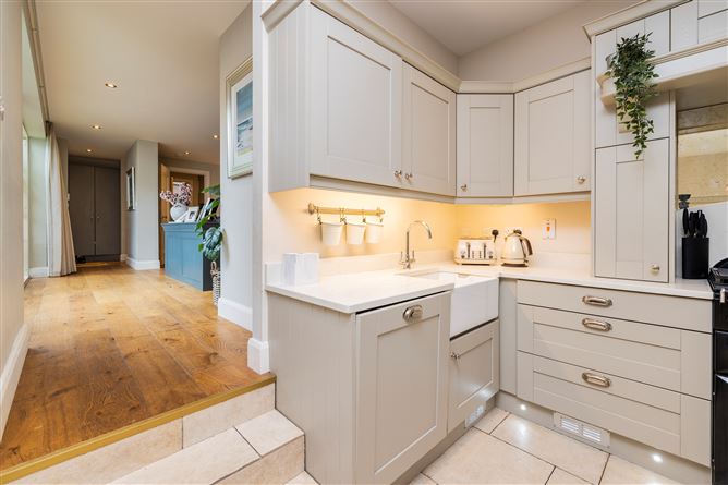 2 Moyola Mews, Lower Churchtown Road, Churchtown, Dublin 14