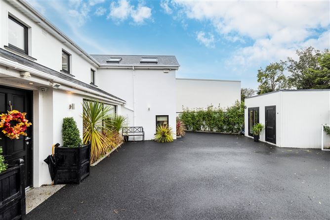 2 Moyola Mews, Lower Churchtown Road, Churchtown, Dublin 14