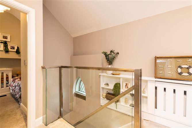 2 Moyola Mews, Lower Churchtown Road, Churchtown, Dublin 14