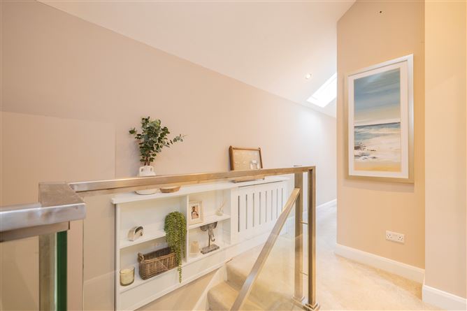 2 Moyola Mews, Lower Churchtown Road, Churchtown, Dublin 14