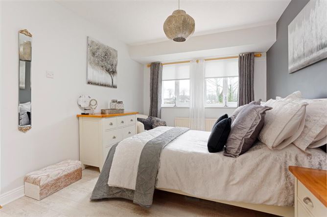 5 Ballyowen View, Lucan, Dublin