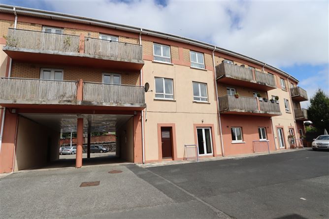 3 Viking Wharf, Railway Square, Enniscorthy, Co. Wexford.