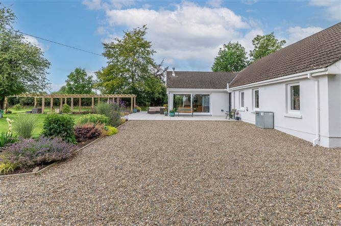Knowth Cottage, Slane, Co. Meath
