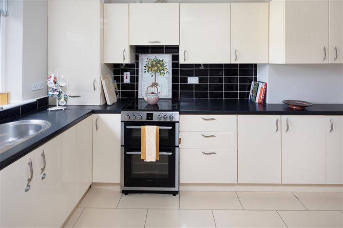 11 Paddocks, Castleredmond, Midleton, Cork