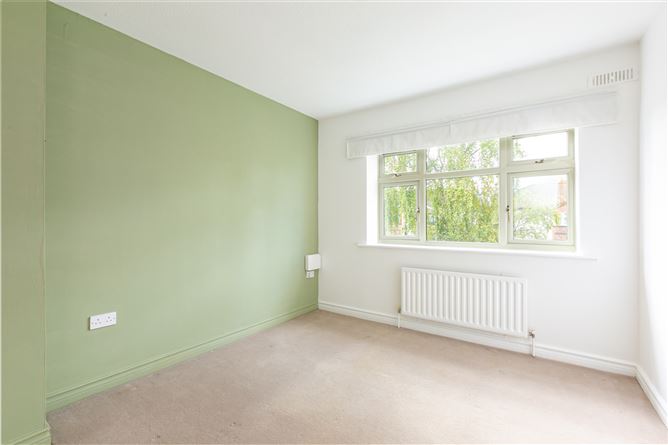 30 Elmbrook Walk, Lucan, Co.Dublin