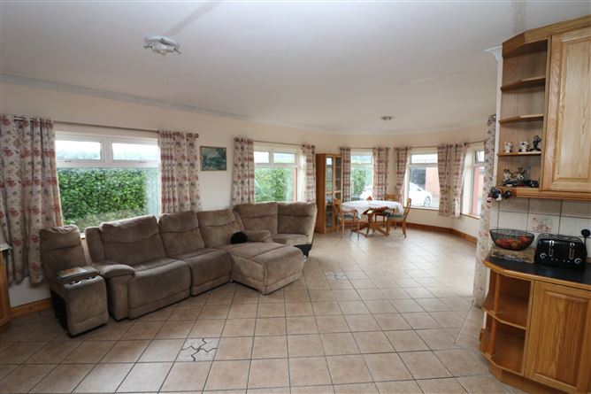 Cloonatleeva, Fohenagh, Ahascragh, Ballinasloe, Galway