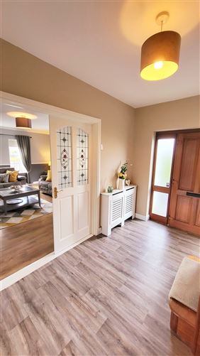 19 River Oaks, Riverstown, Birr, Offaly