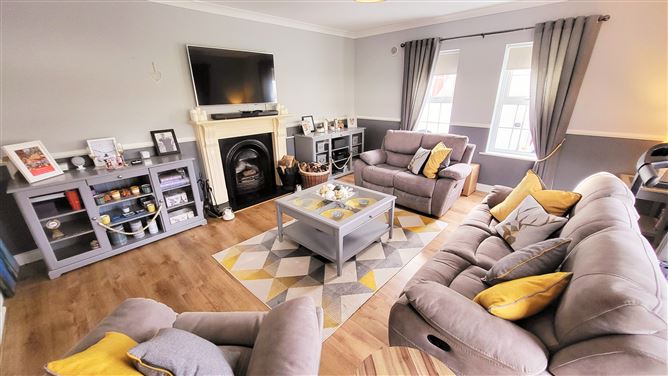 19 River Oaks, Riverstown, Birr, Offaly