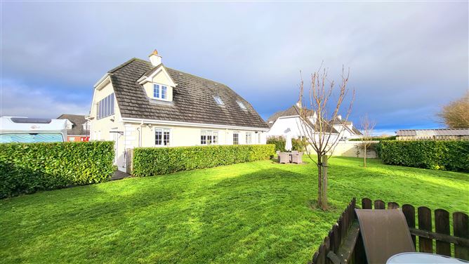 19 River Oaks, Riverstown, Birr, Offaly