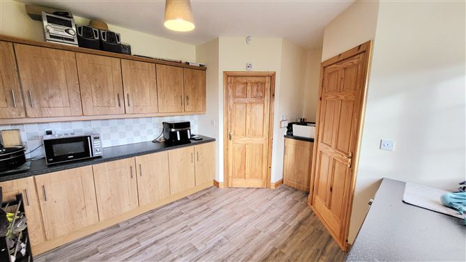 19 River Oaks, Riverstown, Birr, Offaly