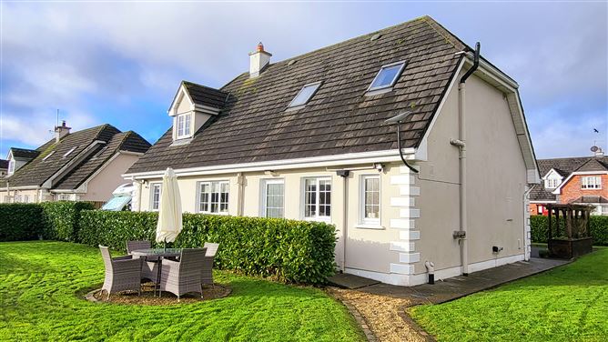 19 River Oaks, Riverstown, Birr, Offaly