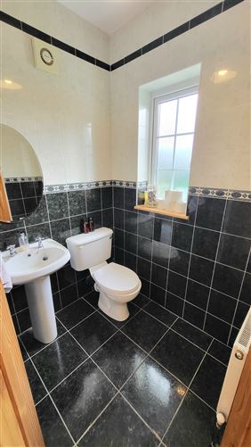 19 River Oaks, Riverstown, Birr, Offaly
