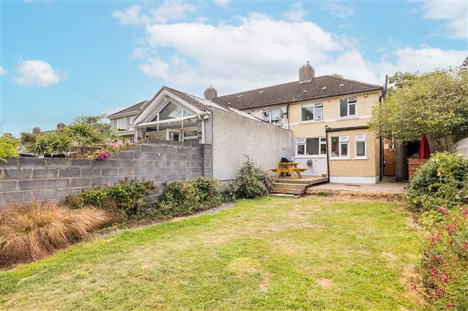 46 Ellenfield Road, Whitehall, Dublin 9