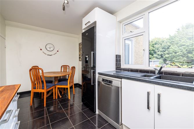 46 Ellenfield Road, Whitehall, Dublin 9