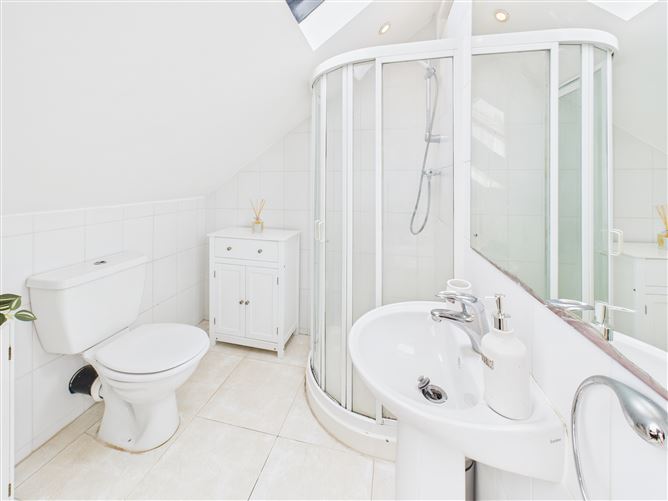 128 The Links, Donabate,   County Dublin