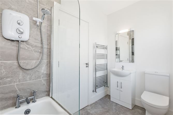 1 Main Street, Coolaney, Sligo