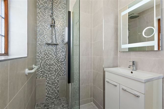 36A Binn Eadair View, Sutton,   Dublin 13