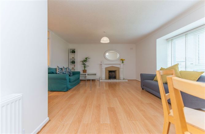 18 Rockbarton Court, Salthill, Galway