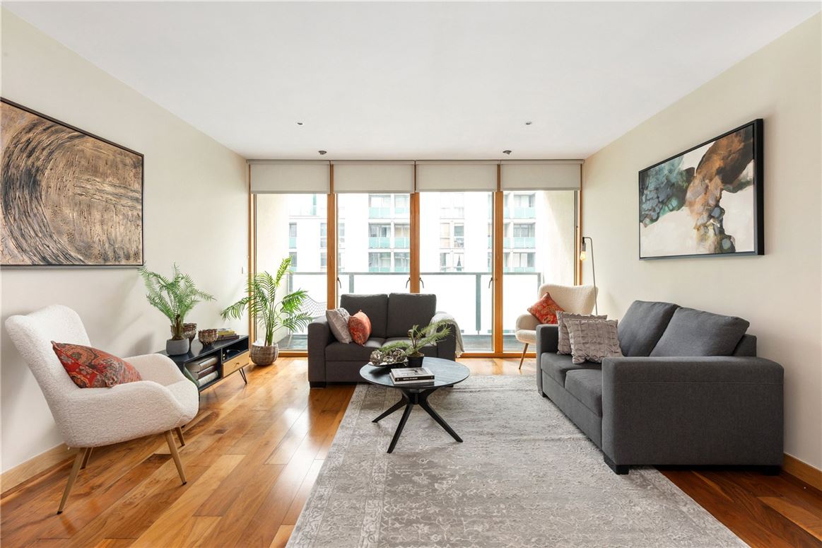 34 Saunders House, Spencer Dock, Dublin 1