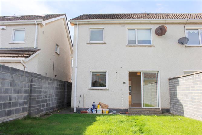Photo 2 of 21 — 73 Kiltipper Drive, Aylesbury, Dublin 24