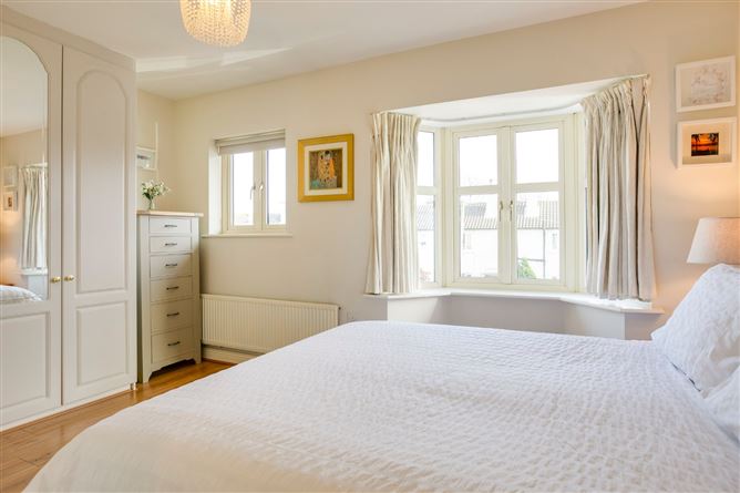 54 Brookfield Green, Kimmage, Dublin 12