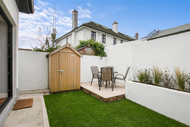 54 Brookfield Green, Kimmage, Dublin 12