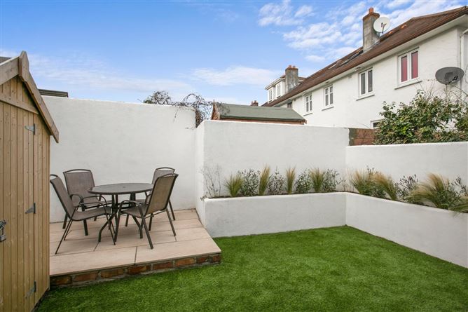 54 Brookfield Green, Kimmage, Dublin 12