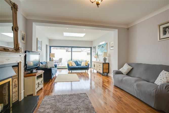 54 Brookfield Green, Kimmage, Dublin 12