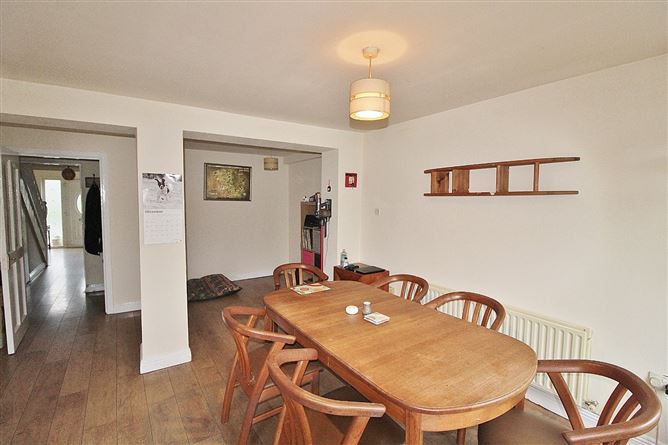 90 Edenmore Crescent, Raheny, Dublin 5