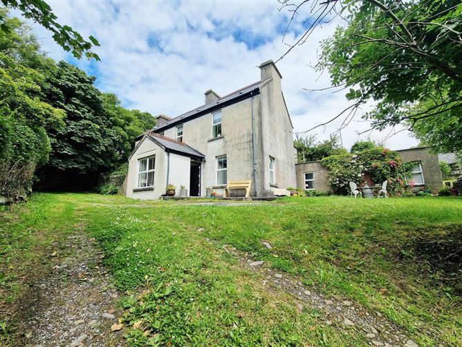 Deerpark House, Ennistymon, Co. Clare DNG O'Sullivan Hurley 4611786 MyHome.ie Residential