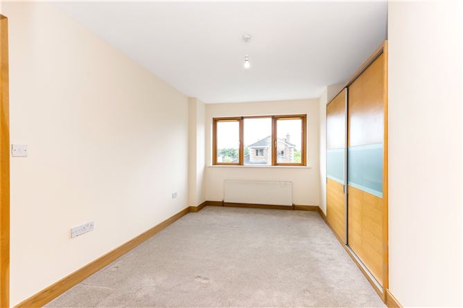 2 Landsdowne Manor, Swellan Lower, Cavan