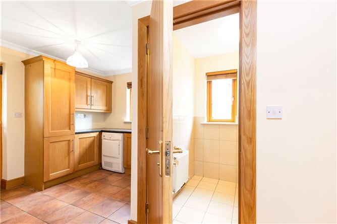 2 Landsdowne Manor, Swellan Lower, Cavan